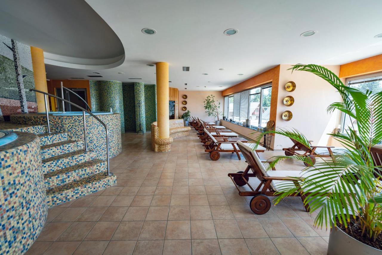 Pohorje Village Wellbeing Resort - Forest Apartments Videc Hočko Pohorje Kültér fotó