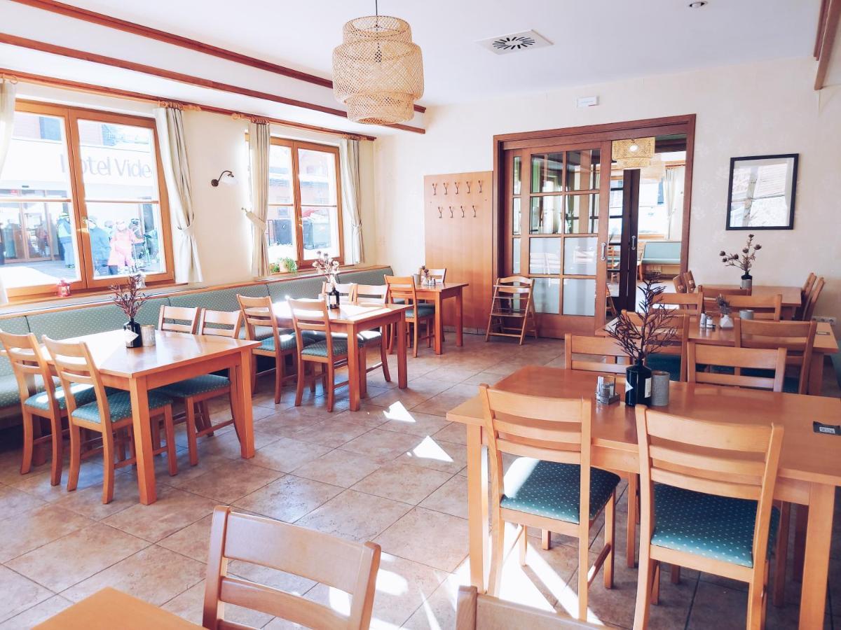 Pohorje Village Wellbeing Resort - Forest Apartments Videc Hočko Pohorje Kültér fotó